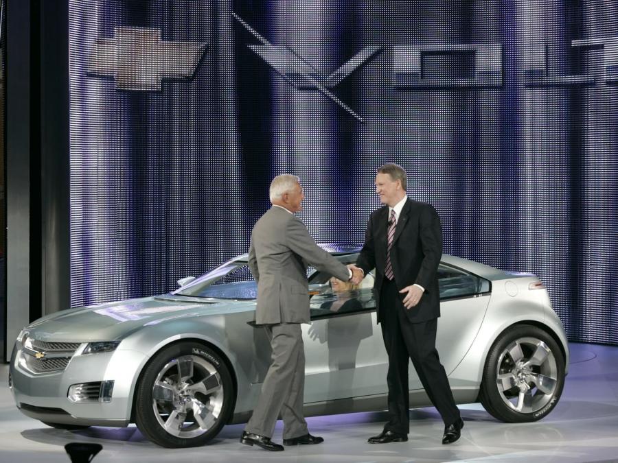  Chevrolet Volt Concept 2007 года  (фото 33 из 91)
